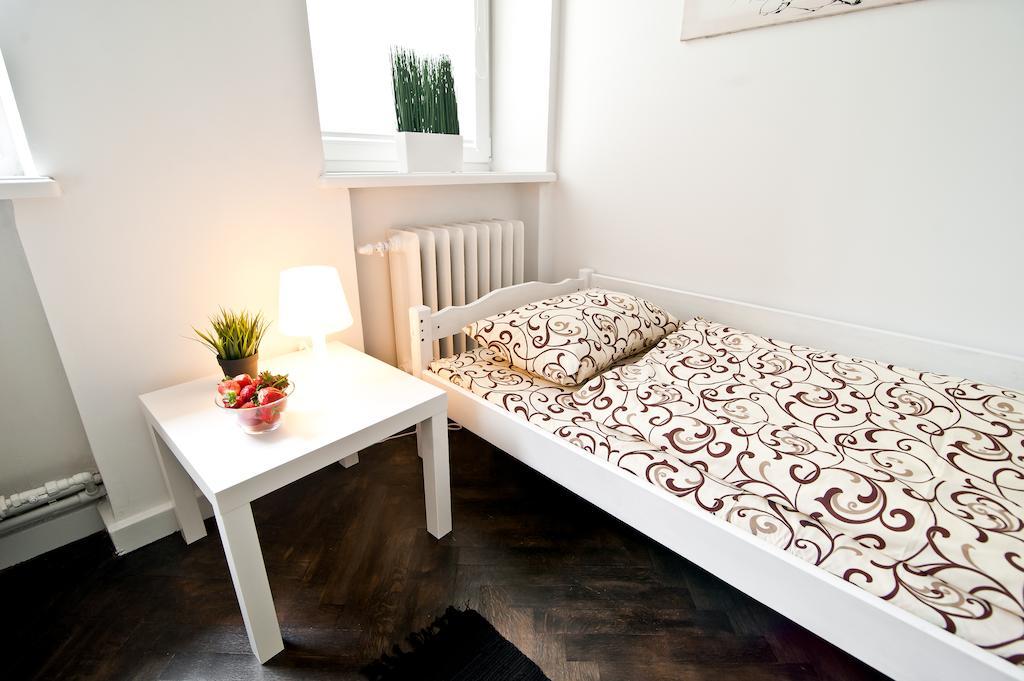 Extra Hostel "Easy Kaunas" Værelse billede